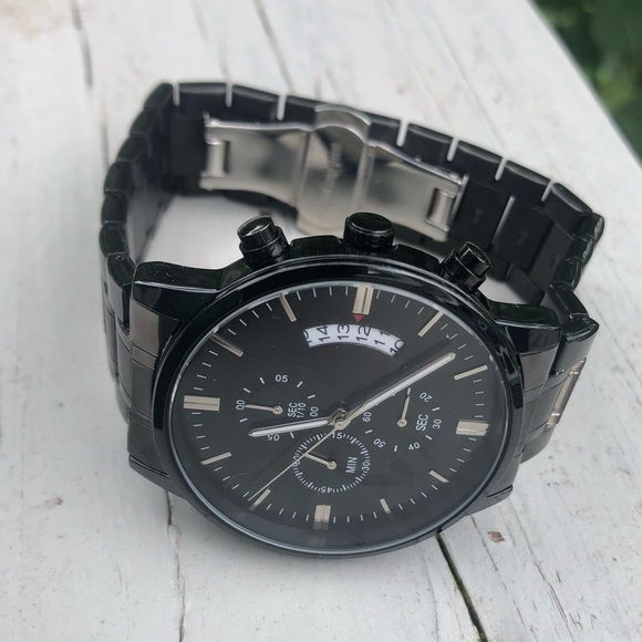 NEW-Men’s Stainless Steel Watch- great gift for the firefighter in your life. - Picture 8 of 15